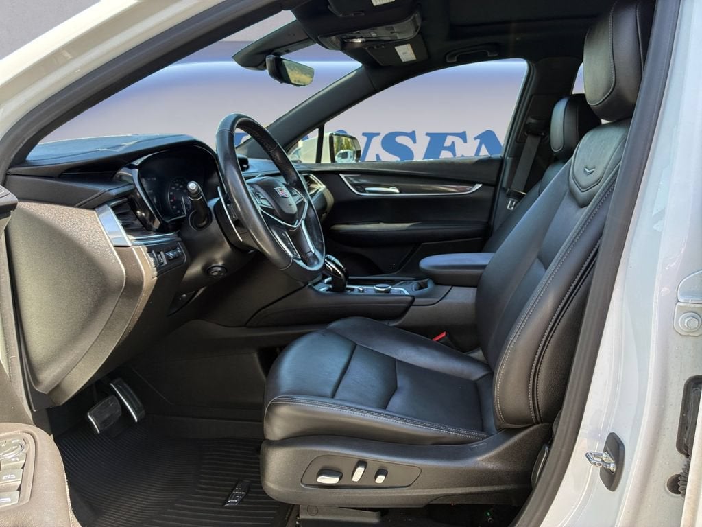 2022 Cadillac XT5 AWD Sport