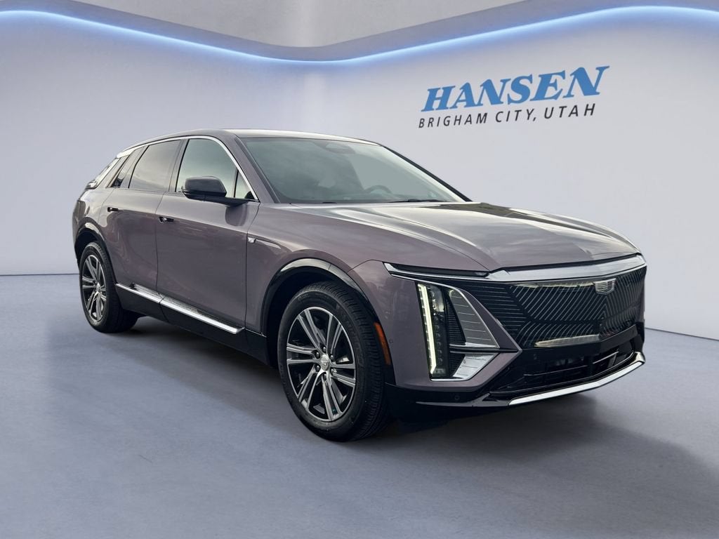 2024 Cadillac LYRIQ Luxury 1