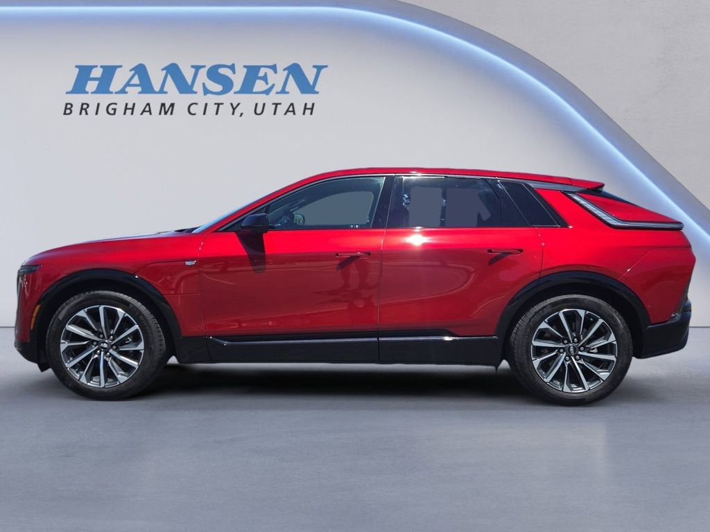 2024 Cadillac LYRIQ Sport 2