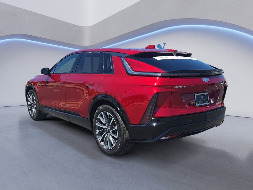 2024 Cadillac LYRIQ Sport 2