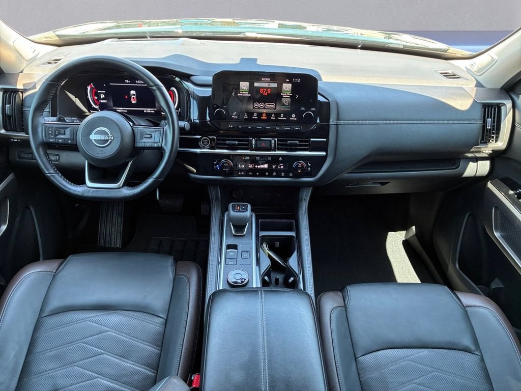 2024 Nissan Pathfinder Platinum