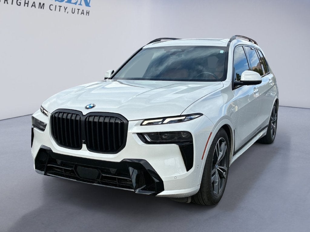 2023 BMW X7 40i