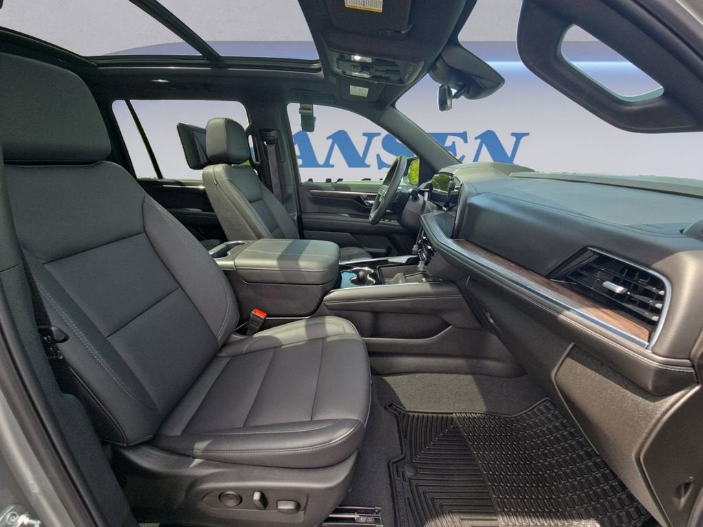 2025 Chevrolet Suburban Z71