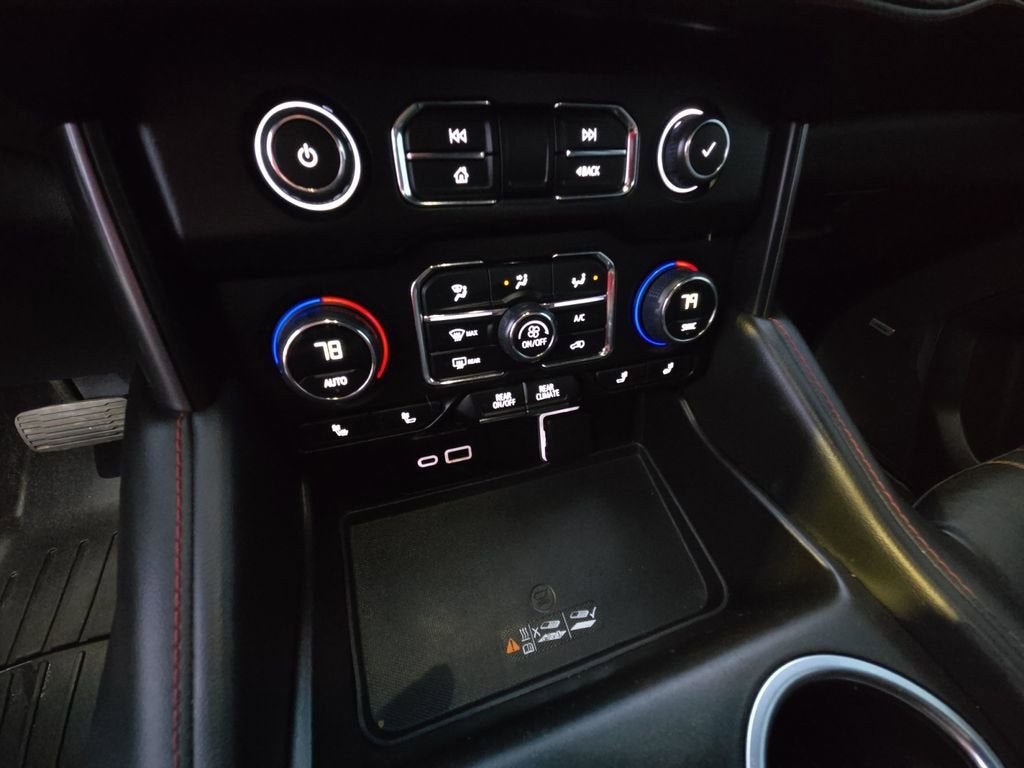 2021 Chevrolet Suburban RST