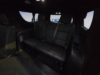 2021 Chevrolet Suburban RST