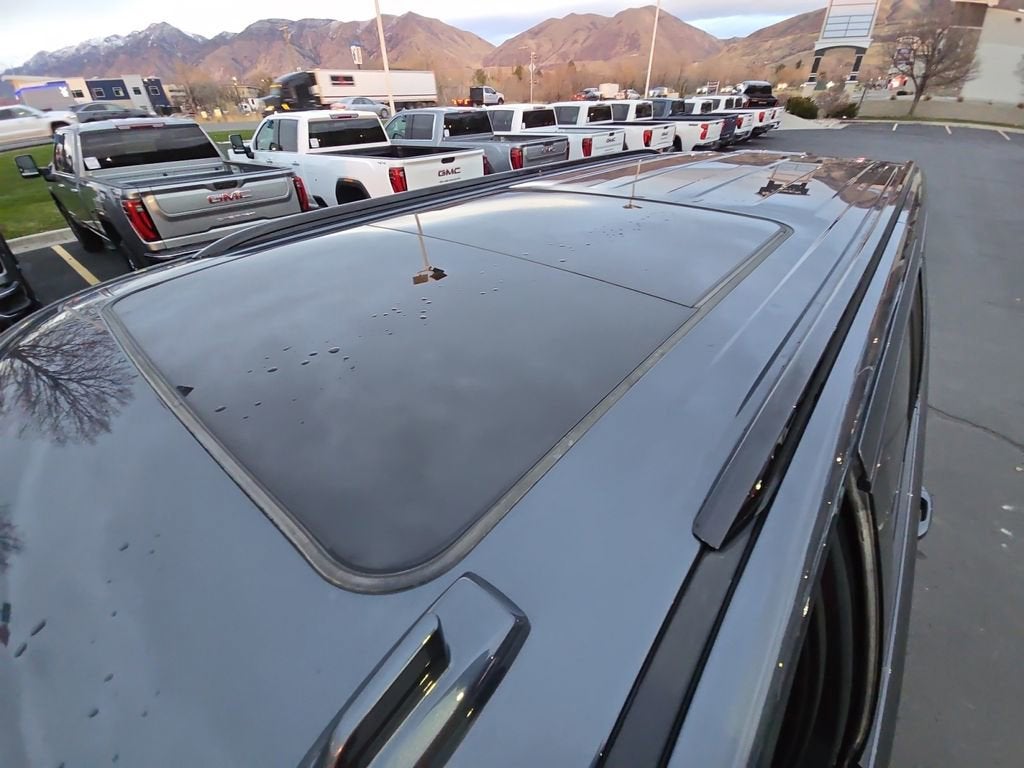 2021 Chevrolet Suburban RST