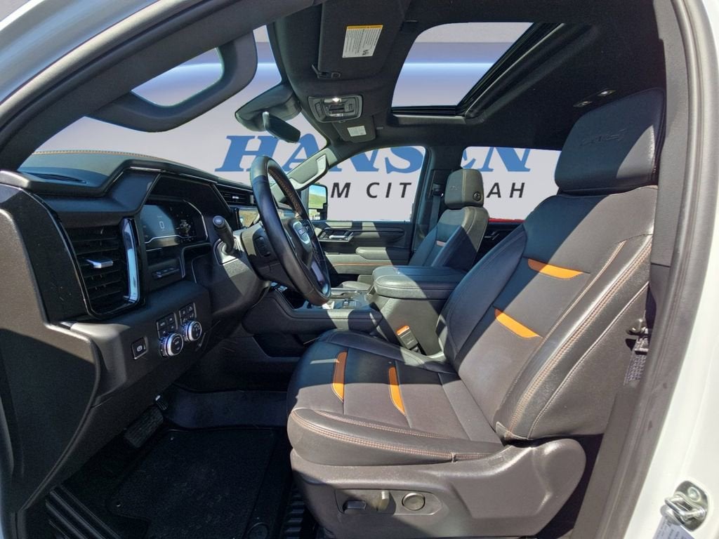 2025 GMC Sierra 3500 HD AT4