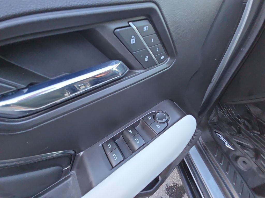 2023 GMC Canyon AT4X