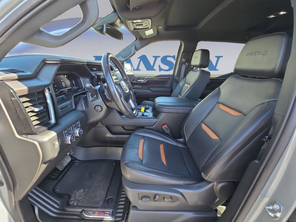 2023 GMC Sierra 1500 AT4