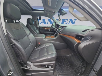 2019 Cadillac Escalade Luxury