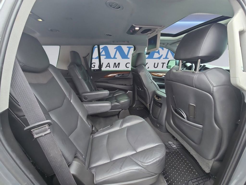 2019 Cadillac Escalade Luxury