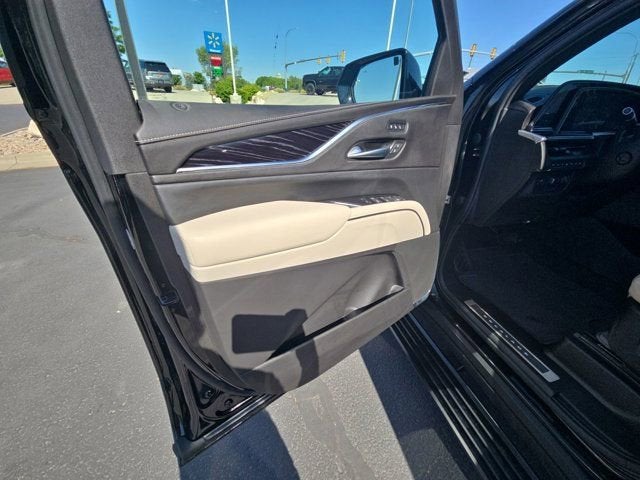 2023 Cadillac Escalade Sport