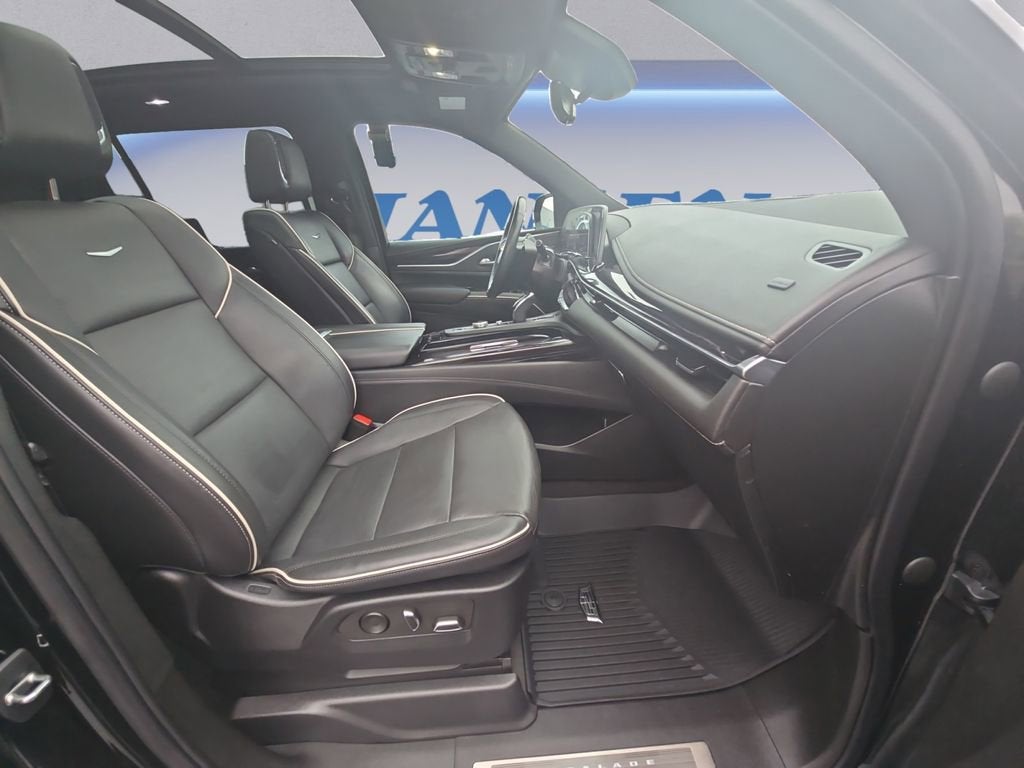 2022 Cadillac Escalade ESV Sport