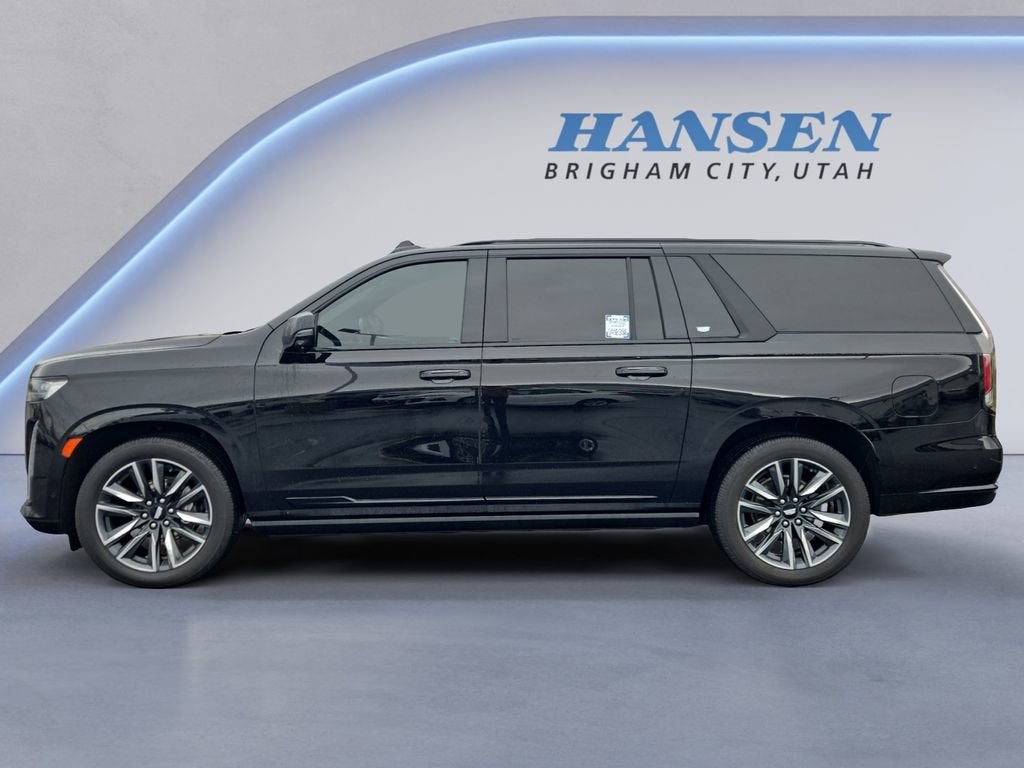 2022 Cadillac Escalade ESV Sport