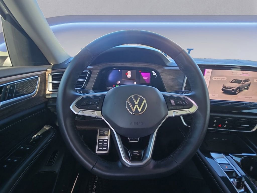 2025 Volkswagen Atlas 2.0T SEL Premium R-Line