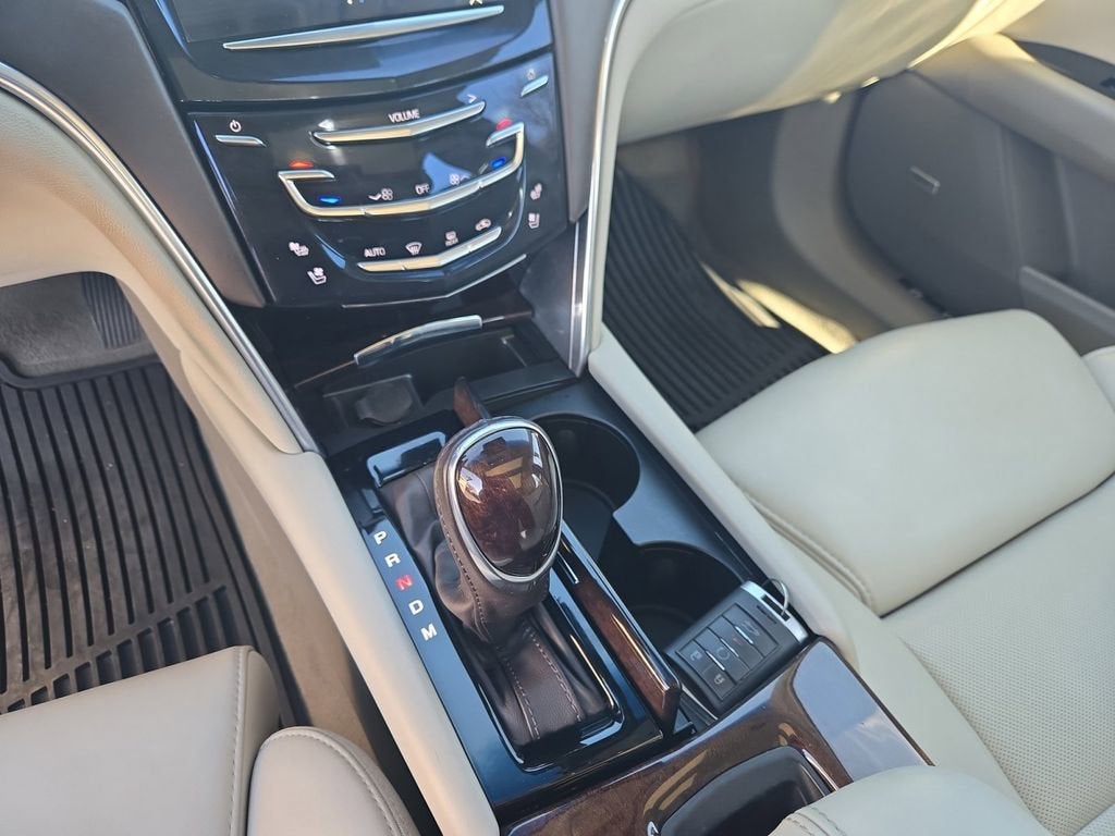 2013 Cadillac XTS Platinum