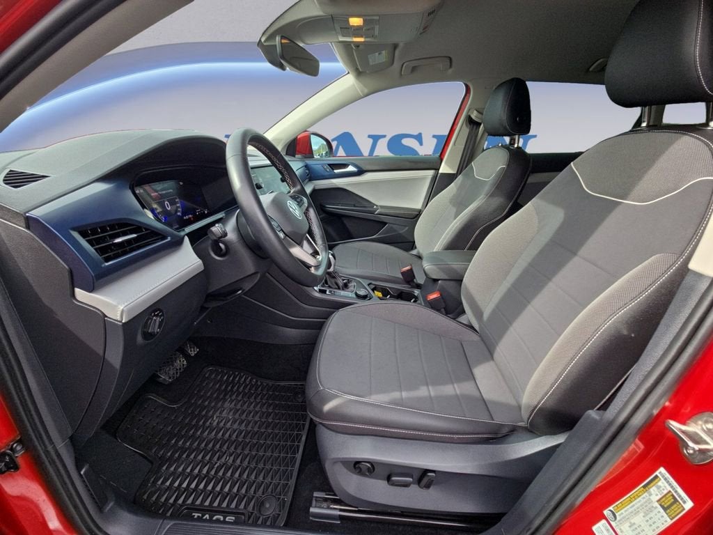 2024 Volkswagen Taos SE