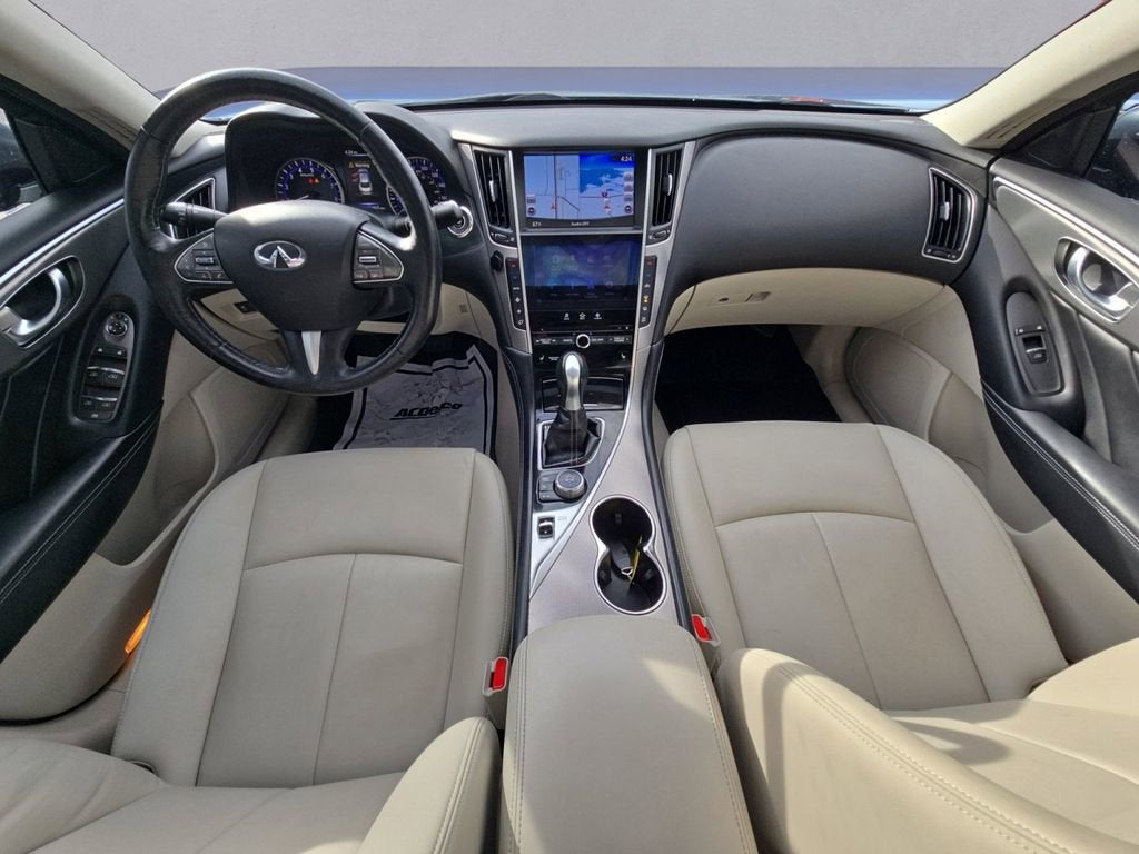 2015 INFINITI Q50 Premium