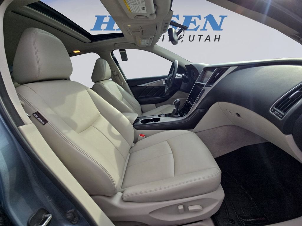 2015 INFINITI Q50 Premium