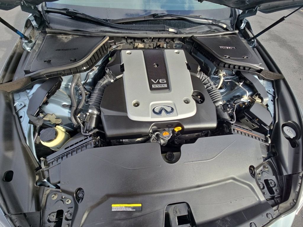 2015 INFINITI Q50 Premium